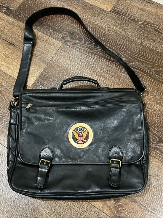 USGA 1894 Other - Vintage USGA 1894 Black Leather Men's Messenger travel Bag with Emblem